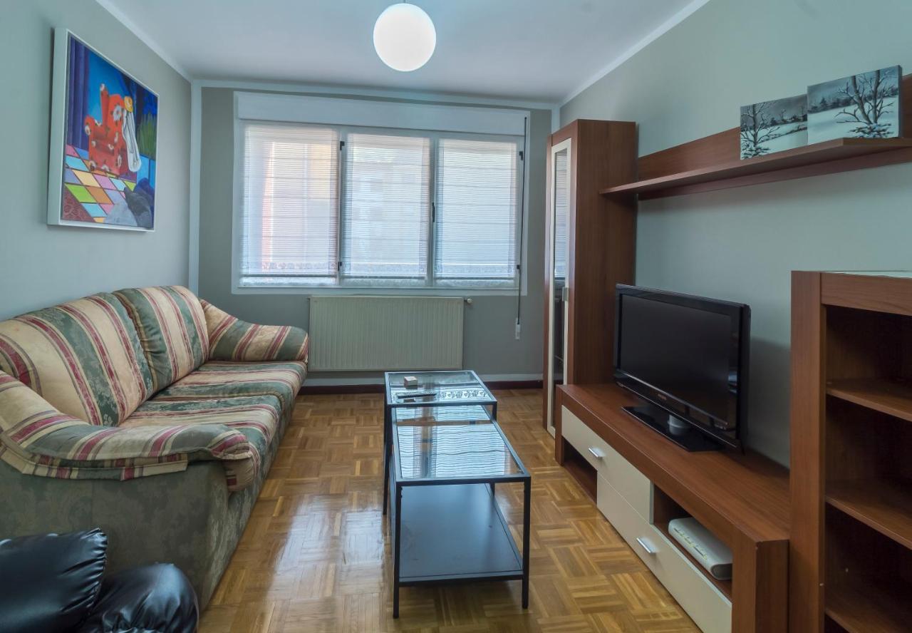 Apartamento Vital Aza 波拉·德莱纳 外观 照片